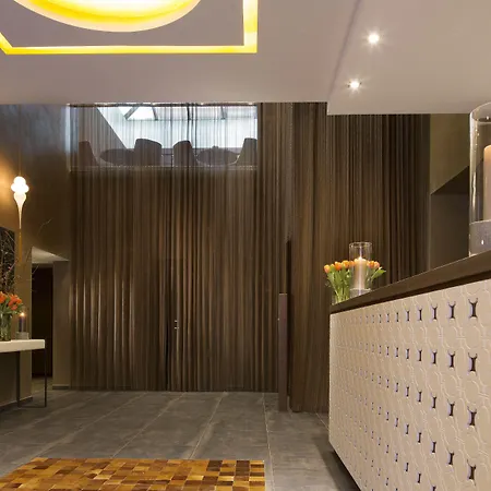 Saxe Eiffel Hotel