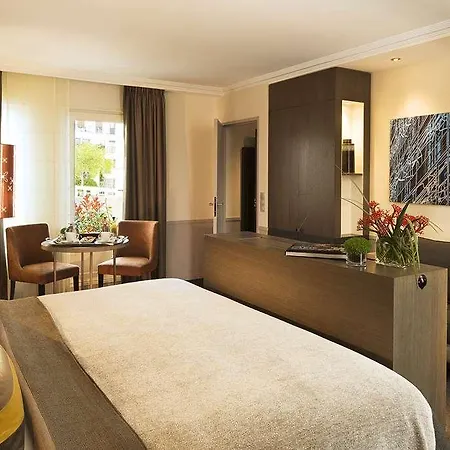 Saxe Eiffel 4* Parigi