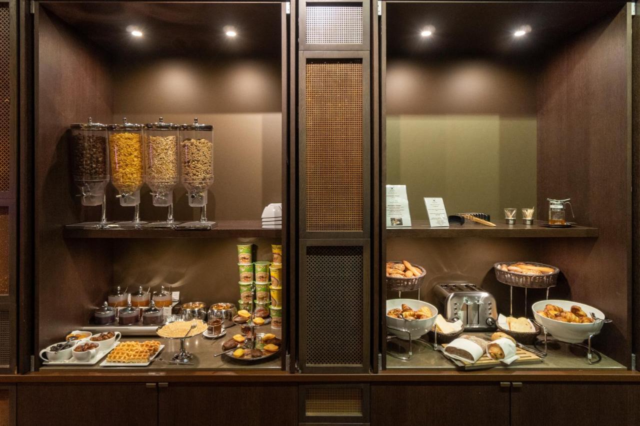 Hotel Saxe Eiffel Paris